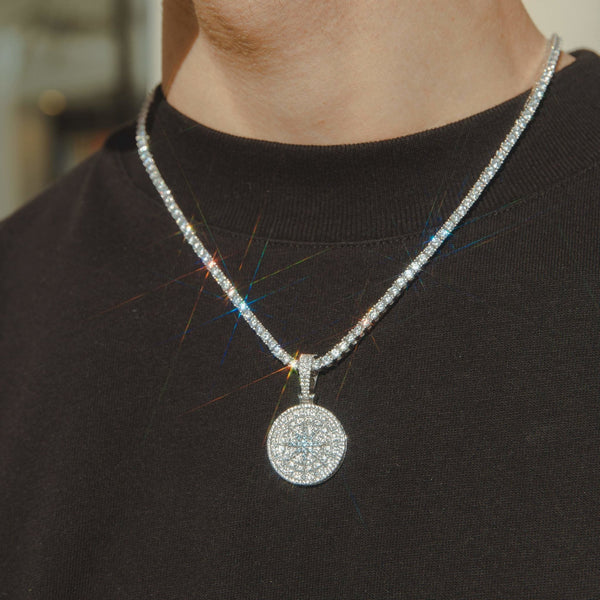 Serene Compass Pendant - White Gold